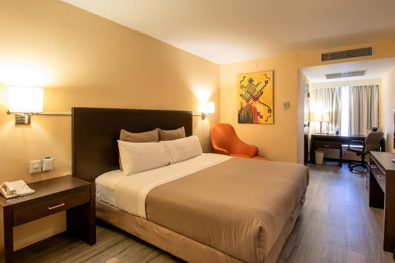 Rocaval San Cristóbal De Casas Hotel 4*
