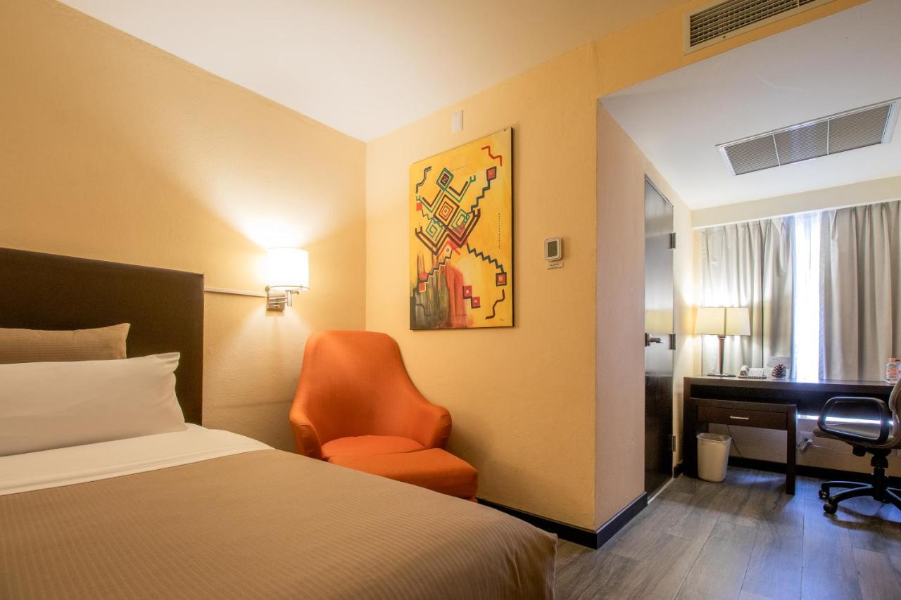 Rocaval San Cristóbal De Casas Hotel 4*