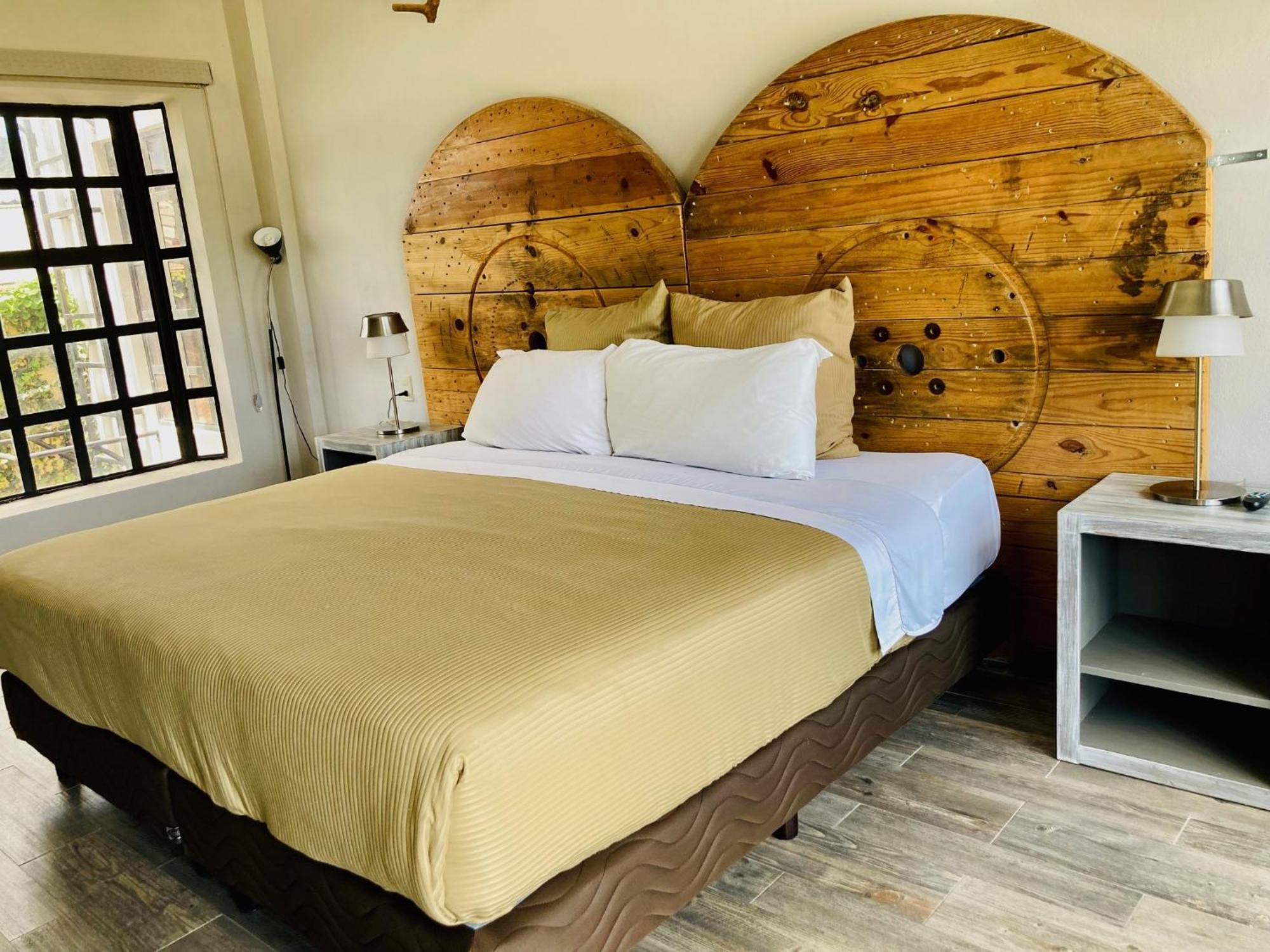 Hotel Rocaval San Cristóbal De Casas 4*