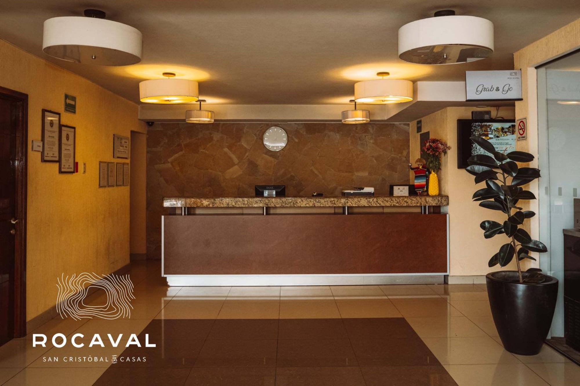 Hotel Rocaval San Cristóbal De Casas 4*